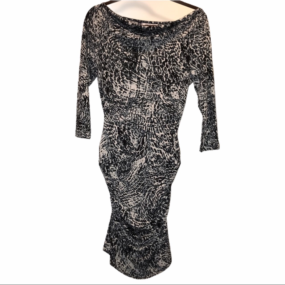 🚬 Jennifer Lopez Bodycon Croc Graphic Print Dress